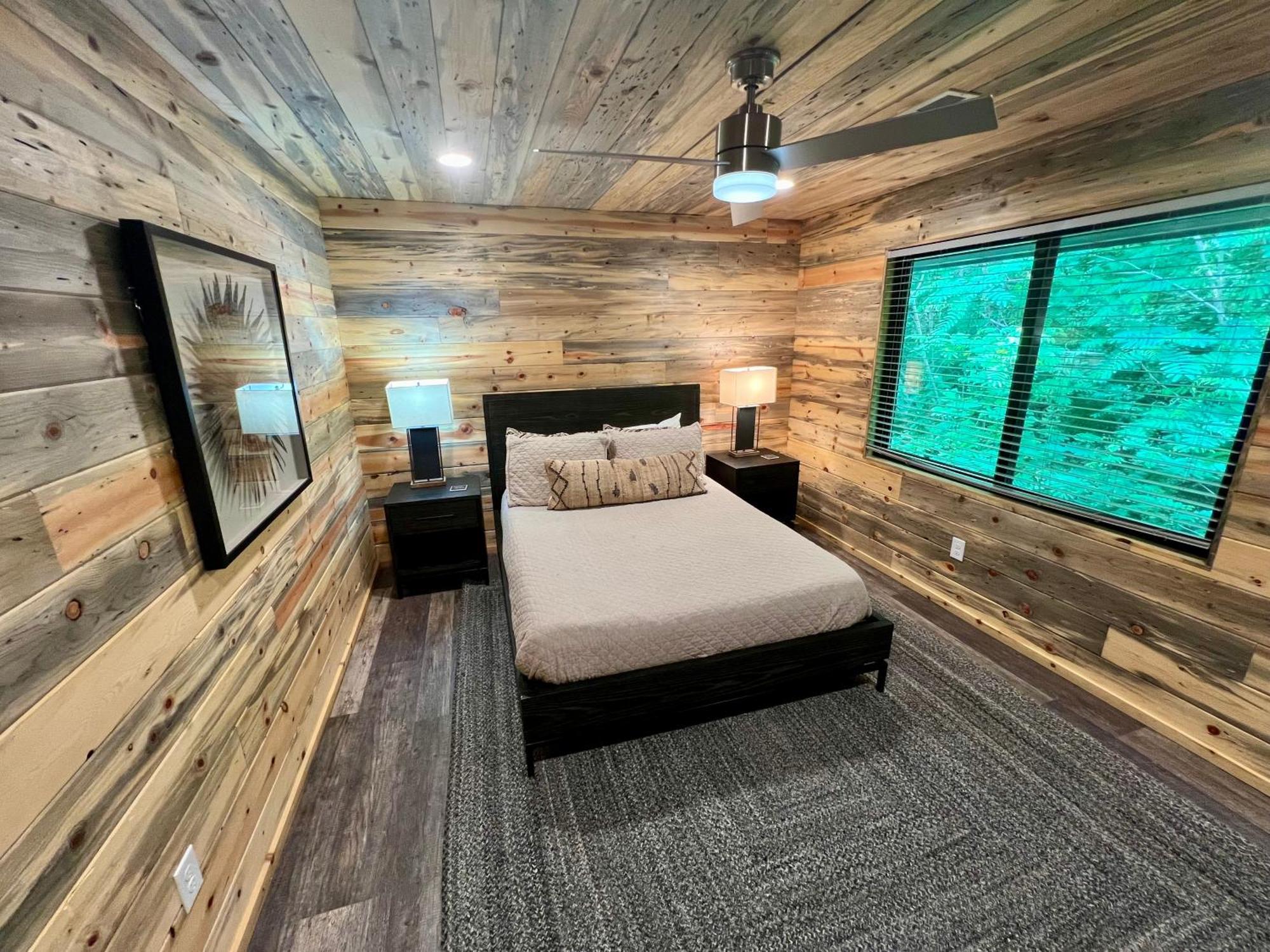 Experience Luxury At Smoky Mountain Hideaway, Just 5 Miles From Downtown Gatlinburg Villa Eksteriør billede