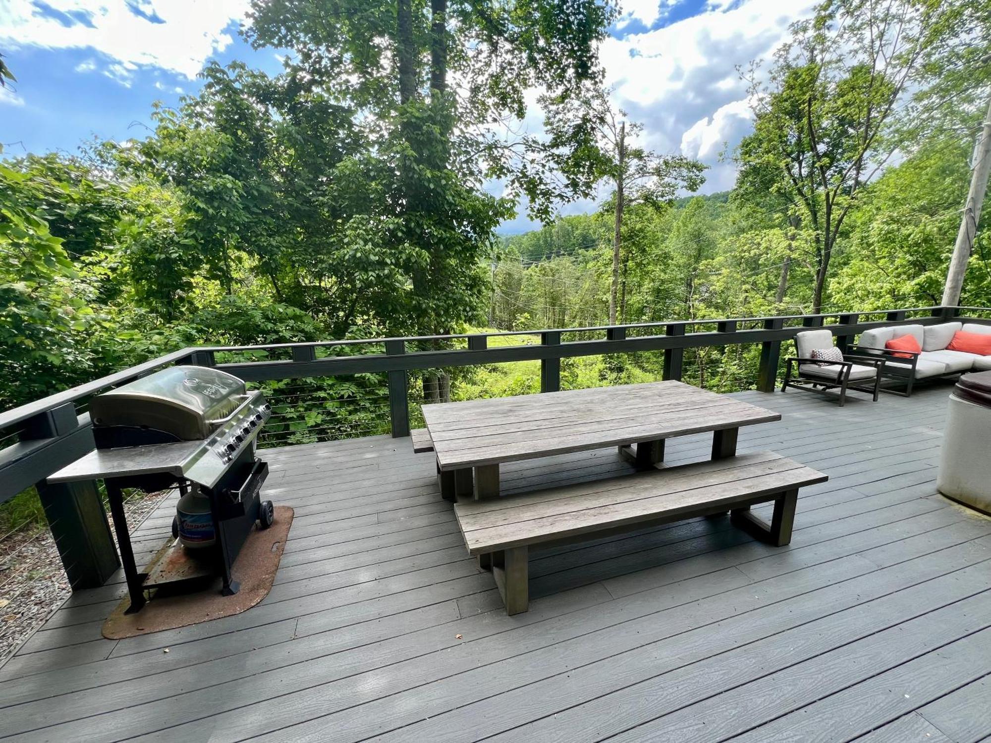 Experience Luxury At Smoky Mountain Hideaway, Just 5 Miles From Downtown Gatlinburg Villa Eksteriør billede